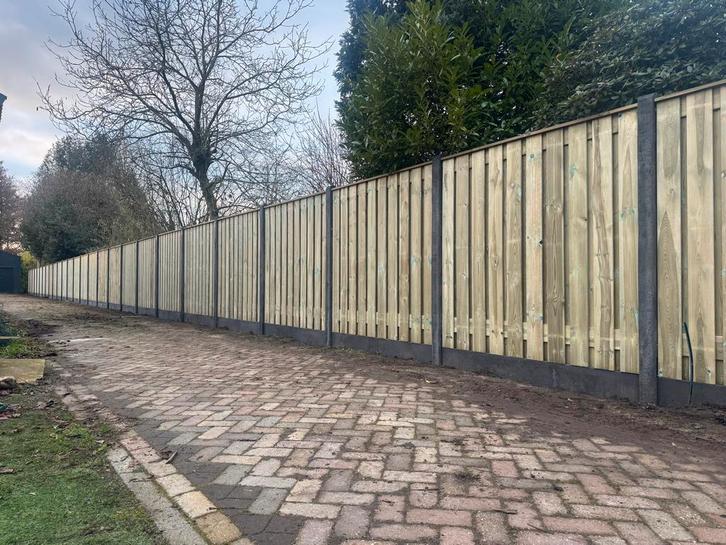 Beton En/of houten schutting, Tuin en Terras, Schuttingen, Gebruikt, Overige materialen, Minder dan 1 meter, 6 meter of meer, Ophalen of Verzenden