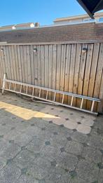 Zarges tweedelige ladder, Doe-het-zelf en Verbouw, Ladders en Trappen, Ophalen, Gebruikt, Ladder, Opvouwbaar of Inschuifbaar