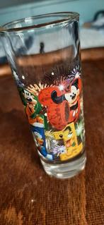 Walt Disney glas uit 2011., Ophalen of Verzenden, Overige figuren, Zo goed als nieuw, Overige typen