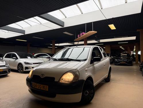 Toyota Yaris 1.0-16V VVT-i Terra Stuurbkr Radio, Auto's, Toyota, Bedrijf, Te koop, Yaris, Benzine, Euro 3, B, Hatchback, Handgeschakeld