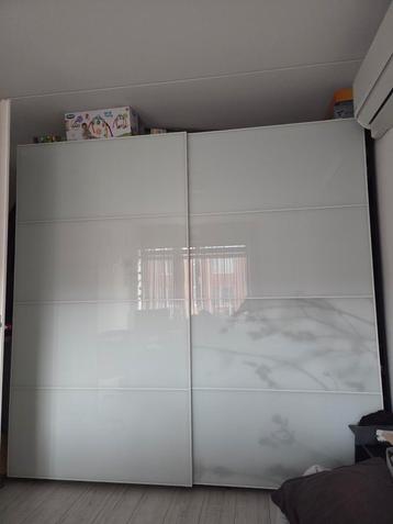 2x Ikea glazen Tonnes schuifdeuren 250x236 beschikbaar voor biedingen