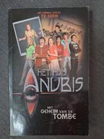 Het Huis Anubis - Het Geheim van de Tombe, Boeken, Ophalen of Verzenden, Gelezen, Anjali Taneja, Fictie algemeen