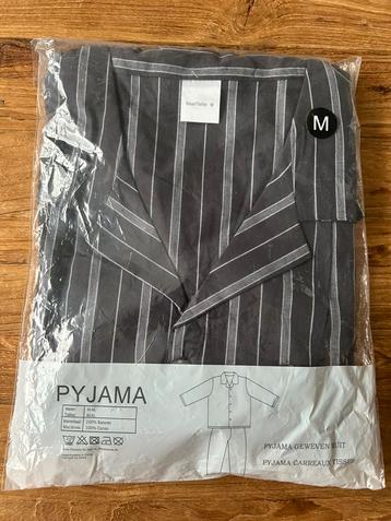 Nieuwe grijze heren pyjama maat M beschikbaar voor biedingen