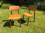 Vintage kinder school stoeltjes, Huis en Inrichting, Stoelen, Ophalen, Gebruikt, Twee, Vintage