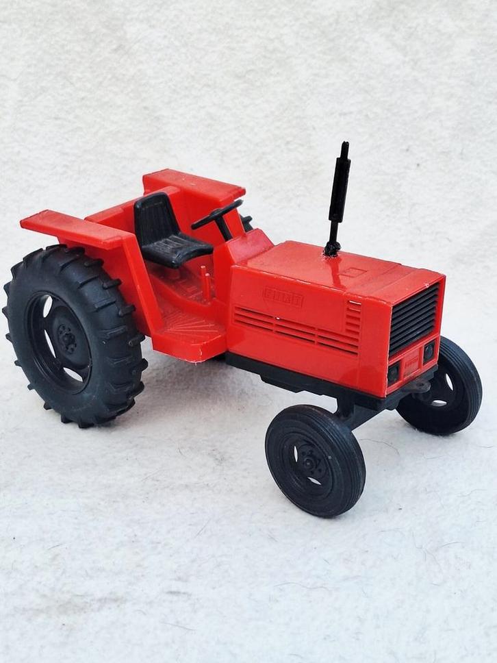 Fiat Type 880 Tractor Miniatuur - GP Italy, Kinderen en Baby's, Speelgoed | Speelgoedvoertuigen, Gebruikt, Ophalen of Verzenden