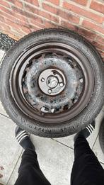 Toyota Aygo Velgen + Banden 165/60R15 - 4seasons, Auto-onderdelen, Banden en Velgen, Gebruikt, 15 inch, 175 mm, Banden en Velgen