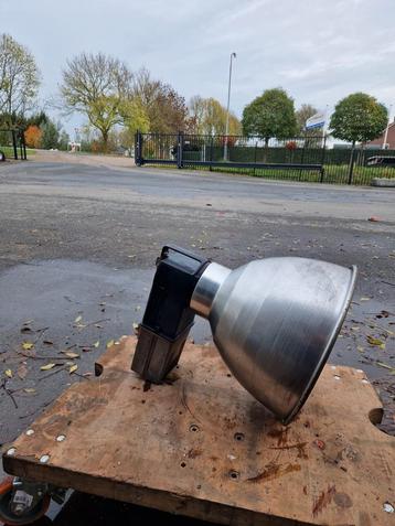 Industriële Lamp, vintage lamp beschikbaar voor biedingen