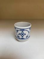 Eierdopje van blauw saks servies, Ophalen of Verzenden, Zo goed als nieuw, Overige stijlen