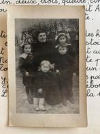 30-4-1916 Foto - moeder met 4 kinderen (LL), Verzamelen, Gebruikt, Foto, Ophalen of Verzenden, Voor 1940