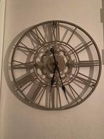 Riverdale klok klein, Huis en Inrichting, Woonaccessoires | Klokken, Ophalen, Zo goed als nieuw, Wandklok