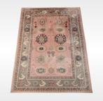 Vintage floral oosters wol kleed pink Ouschak 170x235cm, Gebruikt, Crème, 150 tot 200 cm, 200 cm of meer