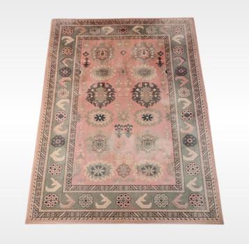 Vintage floral oosters wol kleed pink Ouschak 170x235cm beschikbaar voor biedingen