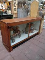 Toonbank amsterdamse school stijl, Ophalen