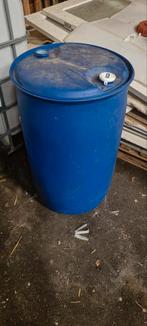 Kunststof vat 200 liter, Tuin en Terras, Regentonnen, 150 liter of meer, Ophalen, Zo goed als nieuw, Kunststof