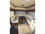 Fendt Le Vogue 650 - 2021 - Super nette caravan!!, Bedrijf, Treinzit, Overige typen, Uitbouw voortent