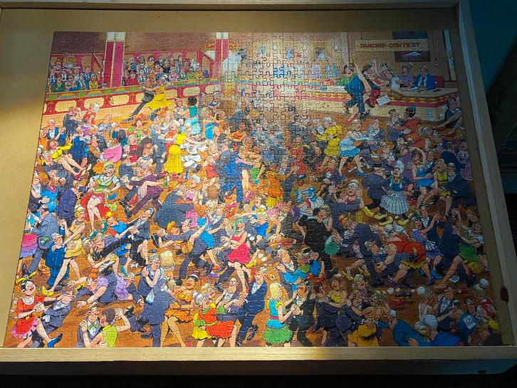 Jan van Haasteren Puzzel - Danswedstrijd 950 stukjes, Hobby en Vrije tijd, Denksport en Puzzels, Zo goed als nieuw, Legpuzzel