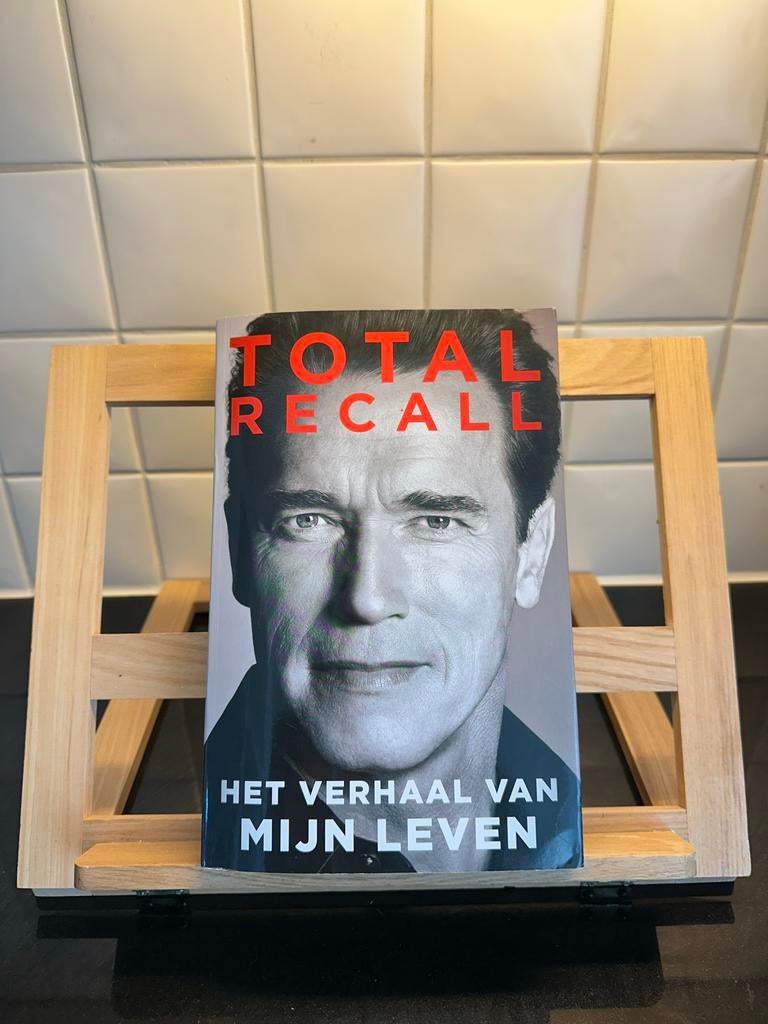 Total Recall - Het verhaal van mijn leven, Boeken, Ophalen of Verzenden, Zo goed als nieuw, Film, Tv en Media