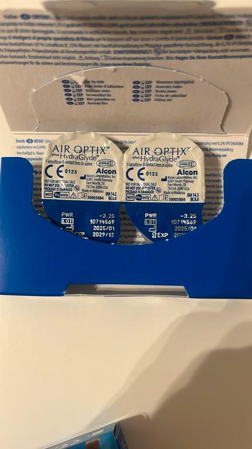 Contact Lezen - Air Optix plus Hydra Glade -3.00 & -3.25, Sieraden, Tassen en Uiterlijk, Beautycases, Nieuw, Ophalen
