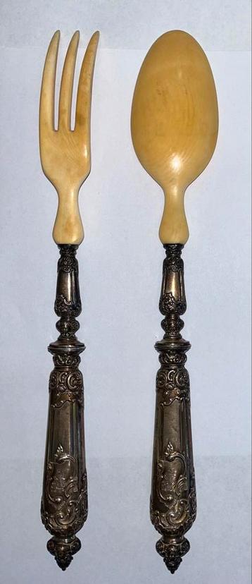 Antiek zilveren salade bestek, de zilversmid Victor Boivin beschikbaar voor biedingen