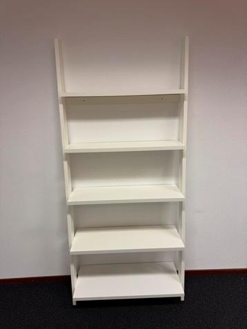 Wandkast / boekenkast / kast