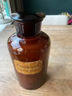 Antieke Apothekerspot met Etiket, Ophalen