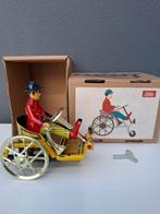 Blikken speelgoed, man op rijtuig, Ophalen of Verzenden