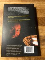 Honderd uur nacht - Anna Woltz, Ophalen of Verzenden, Gelezen, Fictie algemeen