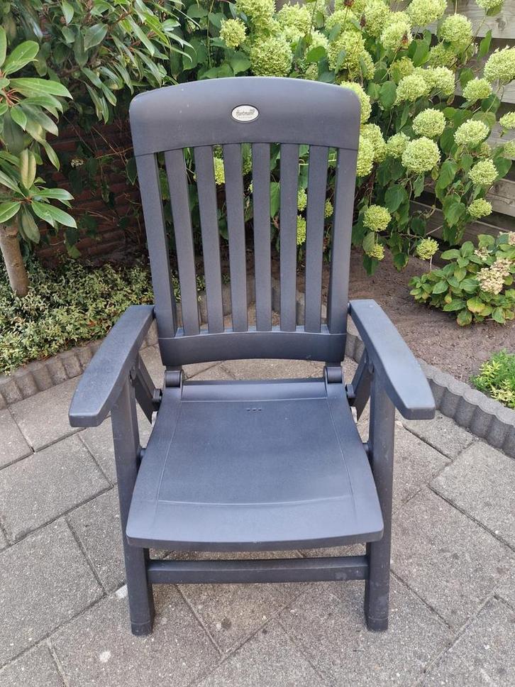 Tuinset met 3 stoelen inclusief kussens, Tuin en Terras, Tuinsets en Loungesets, Gebruikt, Tuinset, Kunststof, 3 zitplaatsen, Eettafel