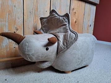 Decoratief krukje neushoorn/dino beschikbaar voor biedingen