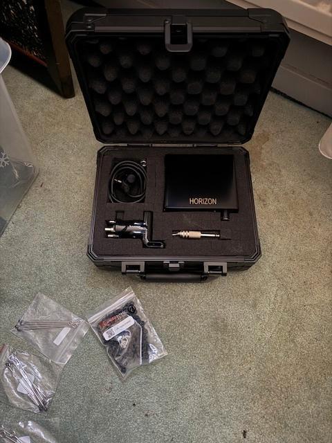 2X tattoo machine inclusief toebehoren., Hobby en Vrije tijd, Tekenen, Zo goed als nieuw, Overige typen, Ophalen of Verzenden