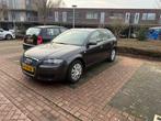 Audi A3 1.6 Sportback 75KW 2007 Grijs, Auto's, Voorwielaandrijving, 1200 kg, Handgeschakeld, Particulier