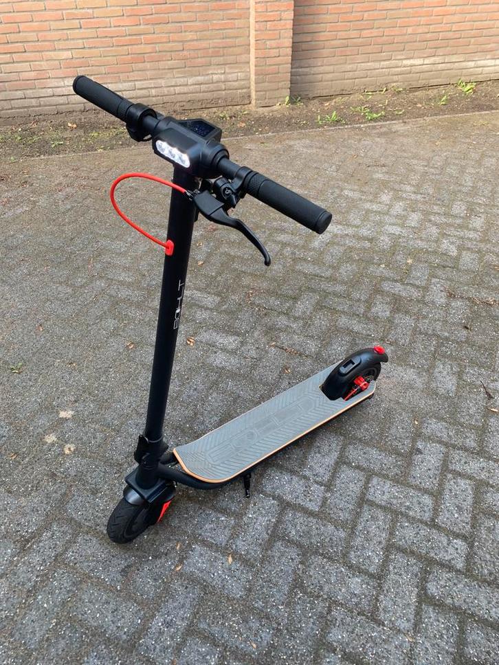 BOHLT E-step (25 km/h), Fietsen en Brommers, Steps, Zo goed als nieuw, Elektrische step (E-scooter), Ophalen