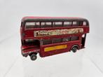 Vintage modelauto Budgie Toys dubbeldekker AEC Routemaster, Antiek en Kunst, Antiek | Speelgoed, Ophalen of Verzenden