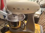SMEG Keukenmachine zgan, Witgoed en Apparatuur, Keukenmixers, 4 liter of meer, Ophalen of Verzenden, Zo goed als nieuw, 3 snelheden of meer