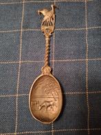 Vintage Sierlepel met Boerderij Tafereel, Antiek en Kunst, Antiek | Bestek, Ophalen of Verzenden