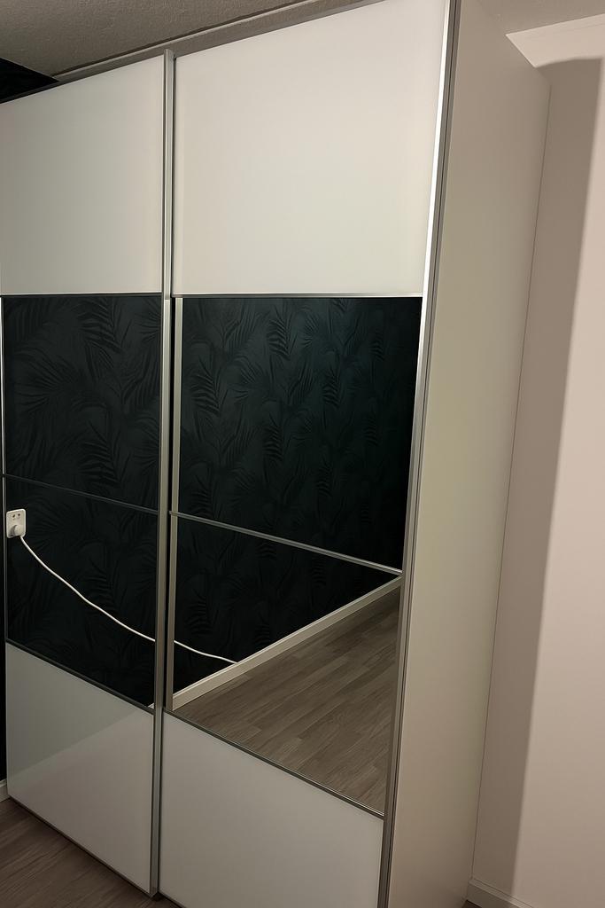 Ikea pax kast in goede staat, Huis en Inrichting, Kasten | Kledingkasten, Zo goed als nieuw, 200 cm of meer, 50 tot 75 cm, Ophalen