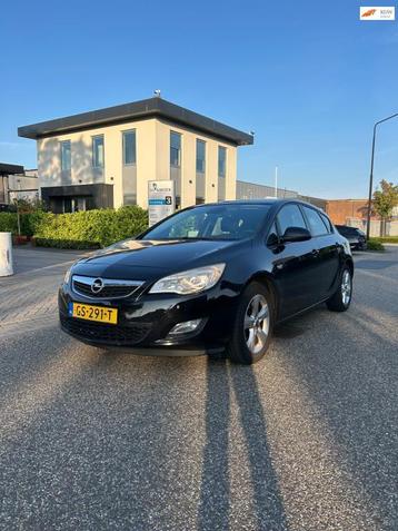 Opel Astra 1.6 Edition Automaat beschikbaar voor biedingen