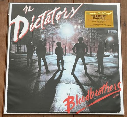 The Dictators ‎- Bloodbrothers lp / Ltd to 1000, white vinyl, Cd's en Dvd's, Vinyl | Rock, Nieuw in verpakking, Alternative, 12 inch