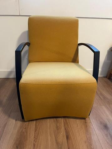 2 stuks fauteuil woonkamer stoel oker geel beschikbaar voor biedingen