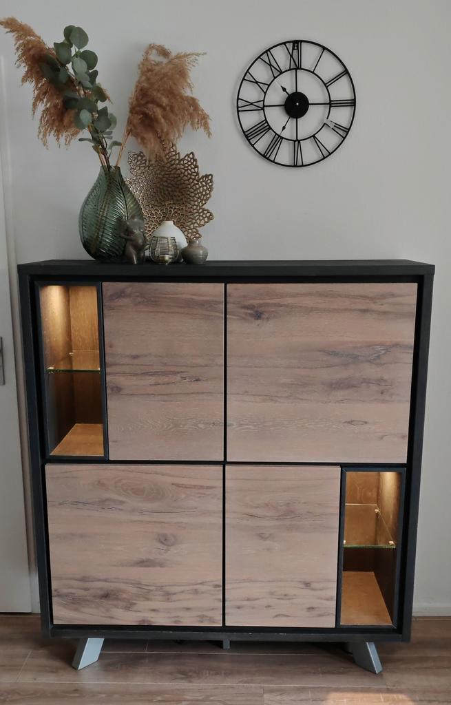 Prachtige Xooon Kast, Huis en Inrichting, Kasten | Wandmeubels, Gebruikt, Minder dan 150 cm, 25 tot 50 cm, Ophalen