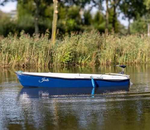 Polyester (zeil-)boot Flying Arrow incl. elektrische motor, Watersport en Boten, Open zeilboten, Gebruikt, Overige typen, 3 tot 6 meter