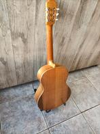 Juan Salvador 7C Klassieke Gitaar - Walnoot/Ceder, Ophalen of Verzenden, Gebruikt, Klassieke of Spaanse gitaar