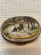 Limoges France, handpainted antiek pillendoosje, Ophalen of Verzenden