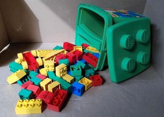Duplo bak 2226 met deksel, extra gevuld met losse Duplo, Kinderen en Baby's, Speelgoed | Duplo en Lego, Gebruikt, Duplo, Complete set