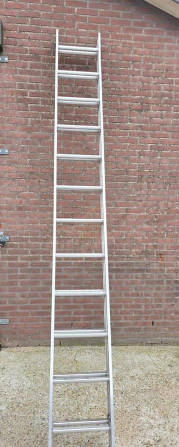 Aluminium ladder  beschikbaar voor biedingen