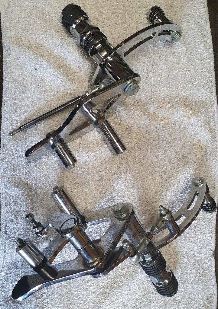 🔴Falcon Forward controls Suzuki Intruder 800. twv €440, -🔴, Motoren, Onderdelen | Suzuki, Ophalen of Verzenden