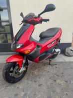 ⭐️Gilera runner 50cc sp dd pogali editie 9890 Km⭐️, Fietsen en Brommers, Scooters | Piaggio, Ophalen, Zo goed als nieuw, Tweetakt