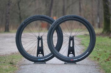 Carbon Strandwielen 34mm intern / DT 350 | Vink Bikes beschikbaar voor biedingen