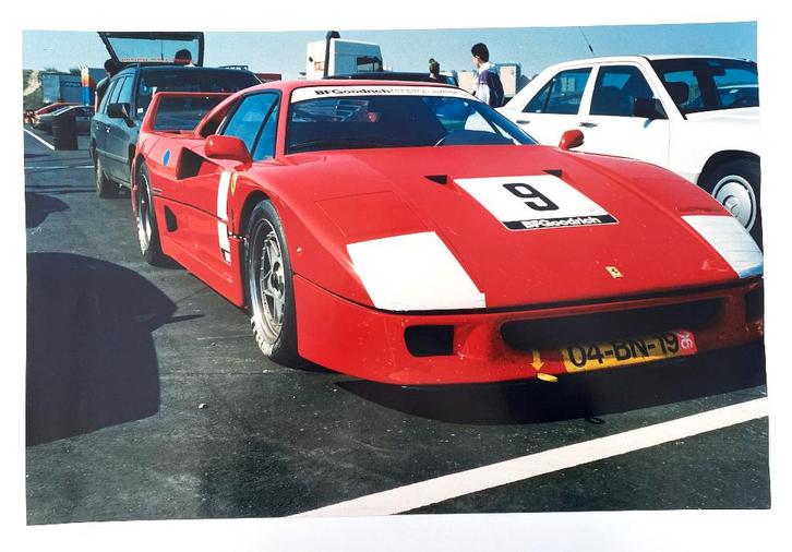 Ferrari F40 (04-BN-19) Groot formaat fotoprint (60x40 cm), Verzamelen, Automerken, Motoren en Formule 1, Gebruikt, Auto's, Verzenden