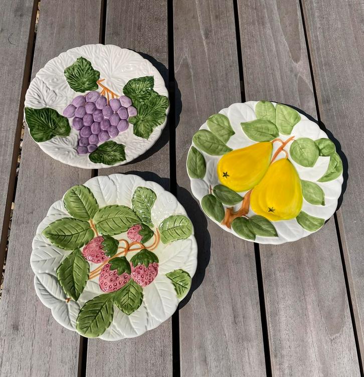 Fruit du jour shafford borden bordjes reliëf fruit druif, Antiek en Kunst, Curiosa en Brocante, Ophalen of Verzenden